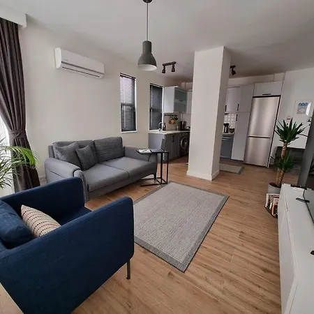 Modernised House Close To Konyaalti 公寓